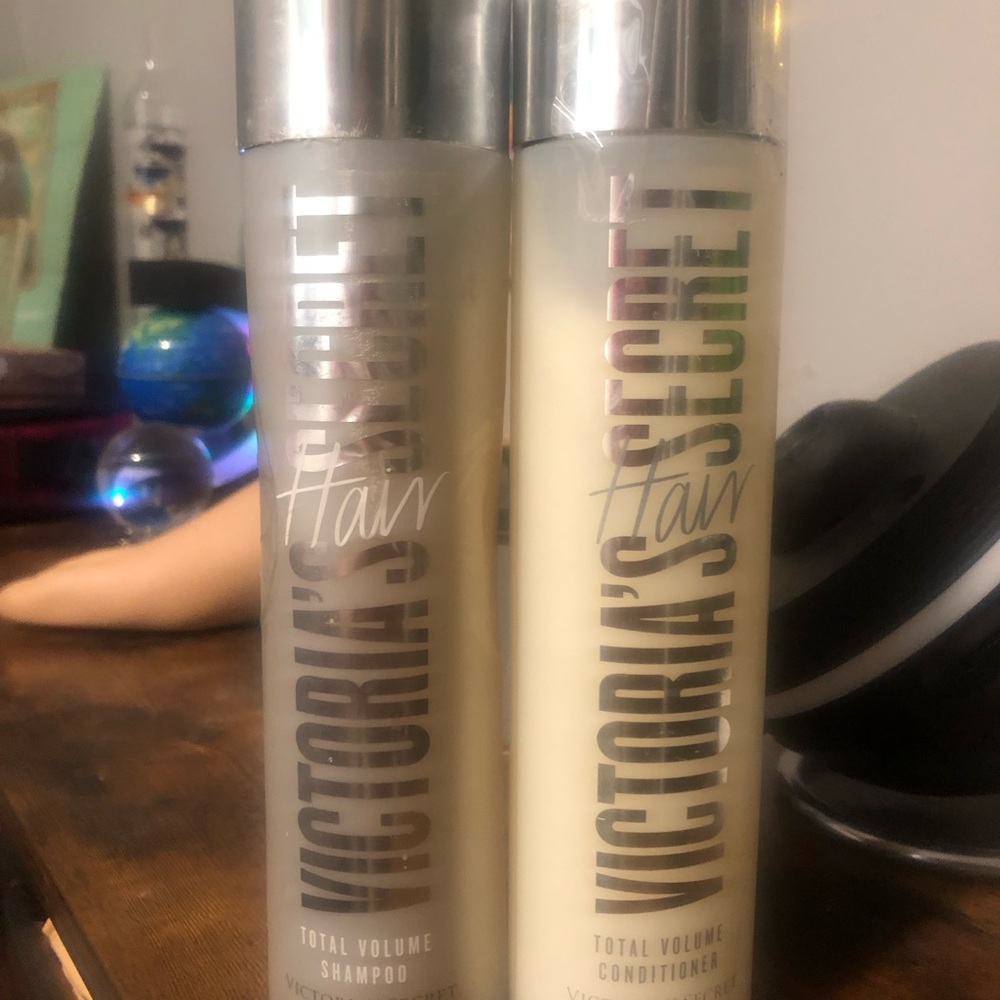 Victoria's Secret Total Volume Shampoo & Conditioner - Ivory and Silver